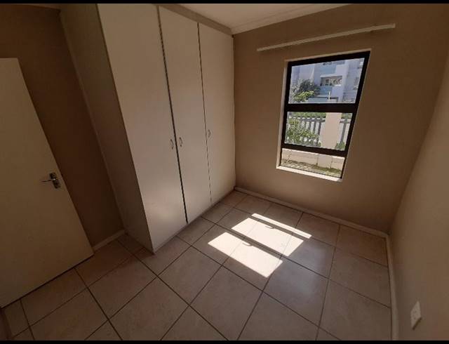 2 BEDROOM PROPERTY TO RENT IN BURGUNDY ESTATE
